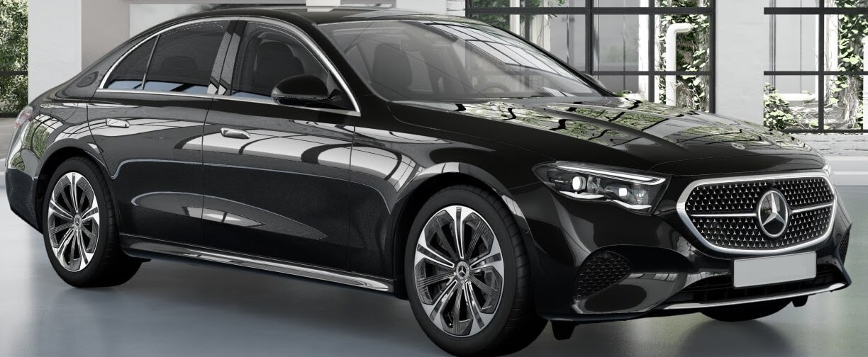 Chauffeur privé VTC à Strasbourg – Mercedes-Benz berline de luxe Nouvelle Mercedes-Benz berline de luxe avec chauffeur privé VTC à Strasbourg, service premium pour transferts aéroports, gares, entreprises et longues distances en Alsace.